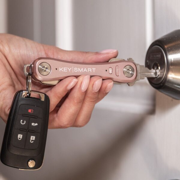 KeySmart Pro | Compact Key Holder with Tile Smart Location - Image 7