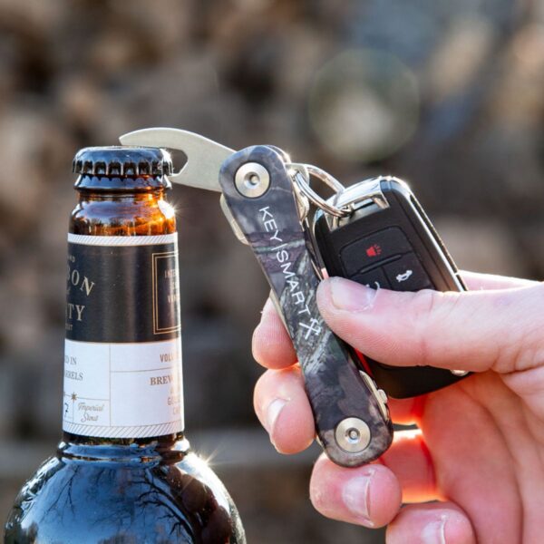 KeySmart Rugged Aluminum Compact Key Organiser, Mossy Oak - Image 6