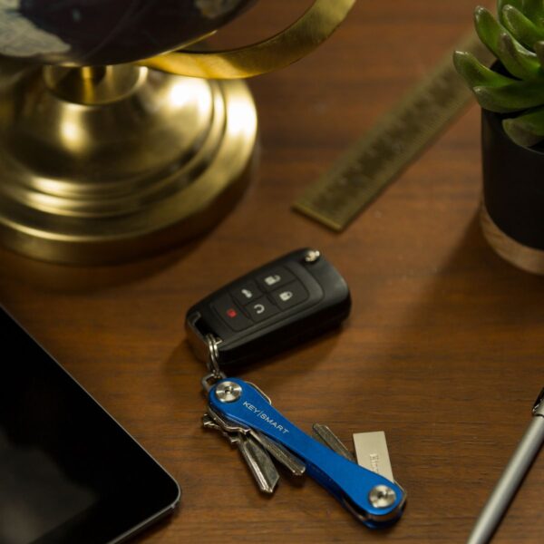 KeySmart | Compact Key Holder - Image 9