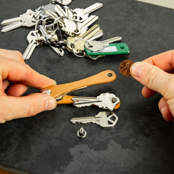 KeySmart Compact Key Holder - Image 6