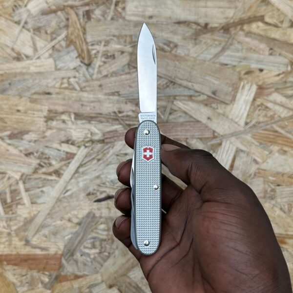 Victorinox Swiss Army 7 - Image 2