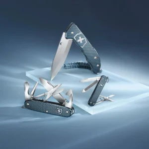 Victorinox Classic SD, 58 mm, Alox Limited Edition 2026, Glacial Blue - Image 6