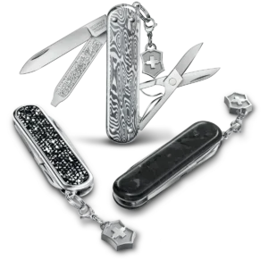 Victorinox Classic SD Brilliant Carbon - Image 5
