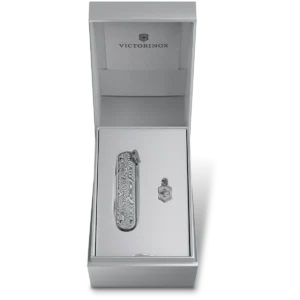 Victorinox Classic SD Brilliant Damast - Image 6