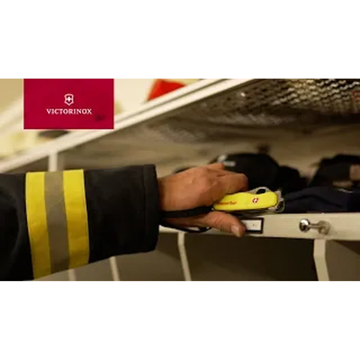 Victorinox RescueTool - Image 4